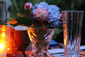 Read more about the article Ein literarisches Dinner zum Geburtstag – buchgespür wird ein Jahr alt